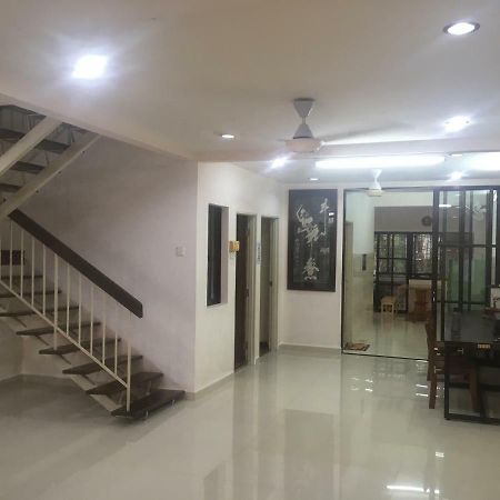 Sweethome For Travelers Seremban Bagian luar foto